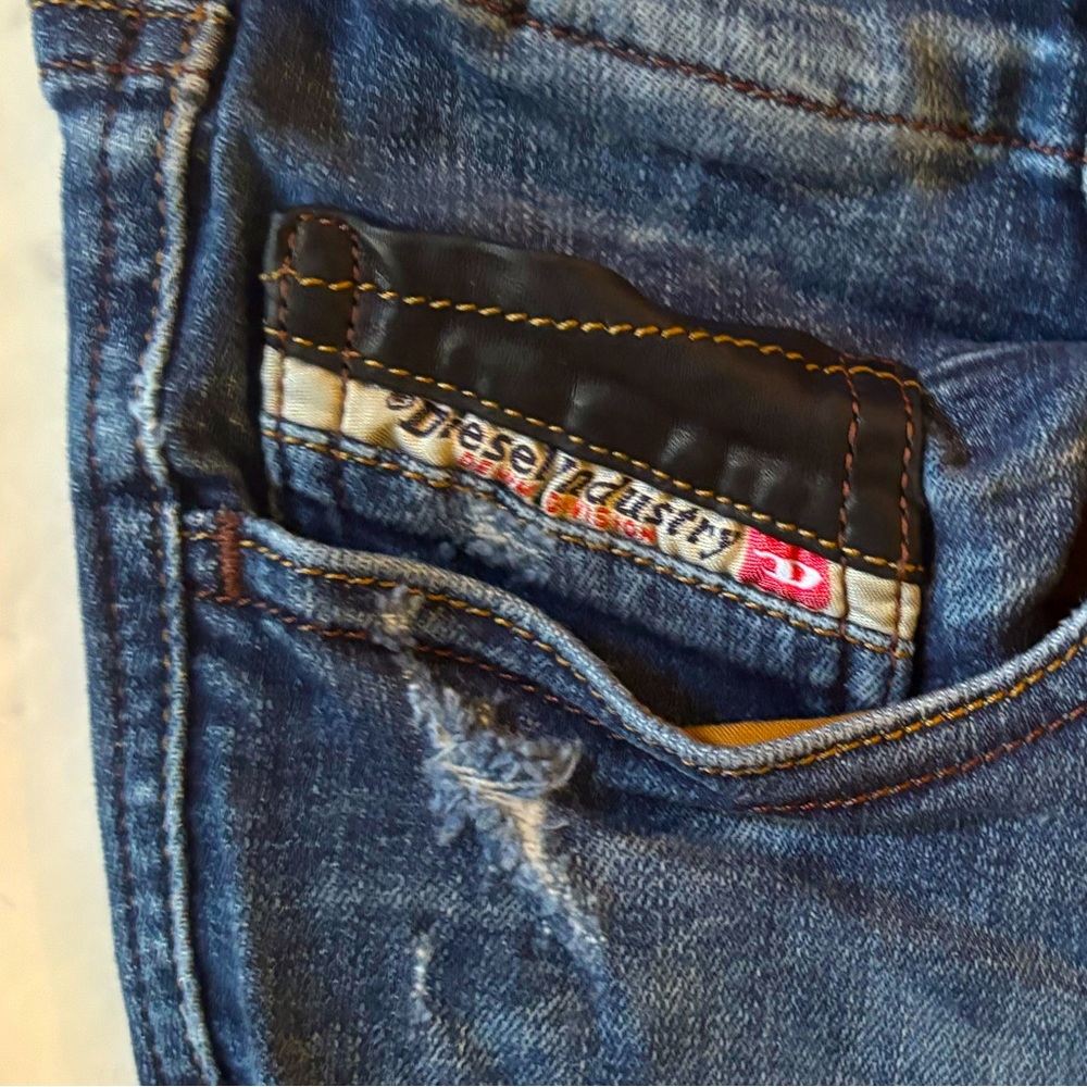 Diesel Vintage Women's Distressed Jeans
